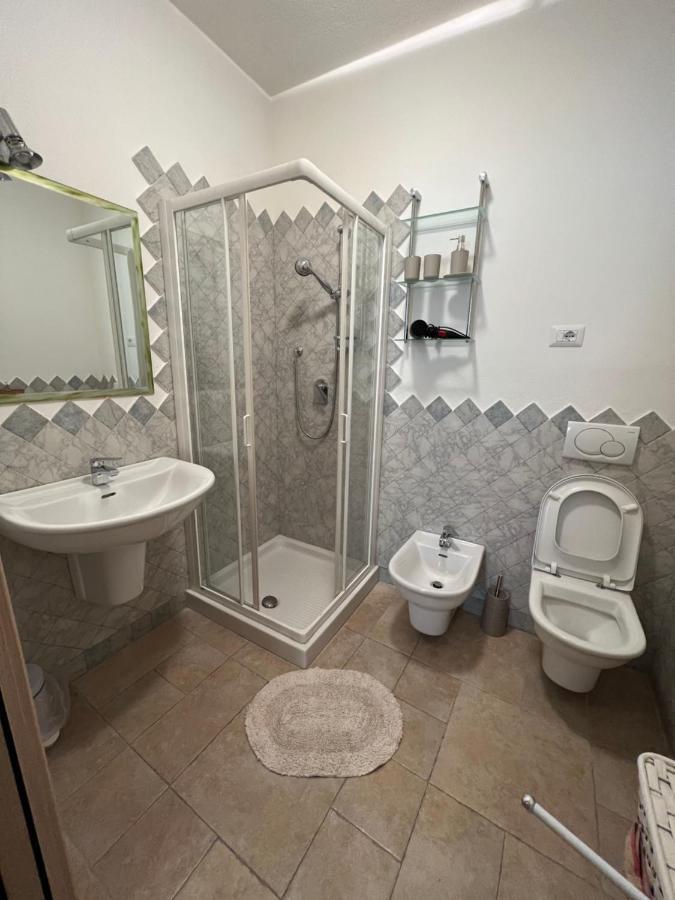 Hotel Rena Bianca House à Porto Torres Extérieur photo