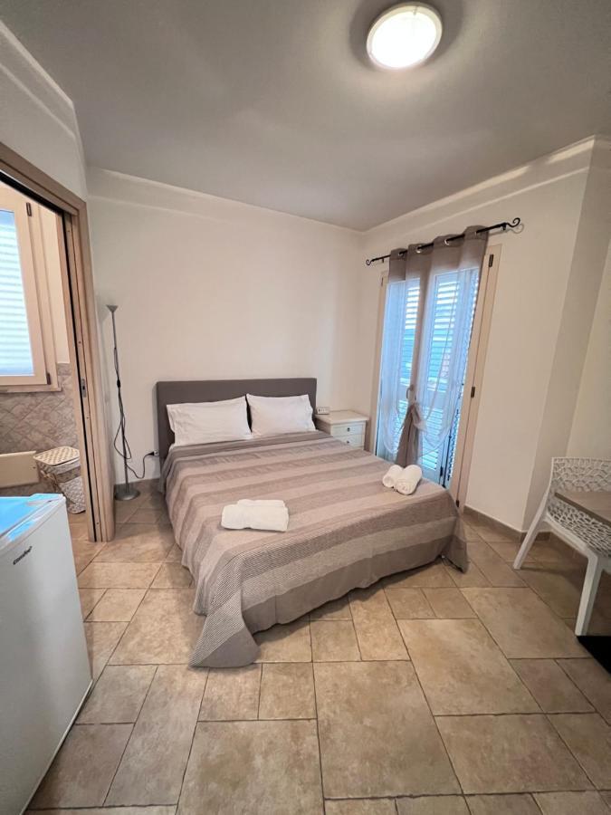 Hotel Rena Bianca House à Porto Torres Extérieur photo